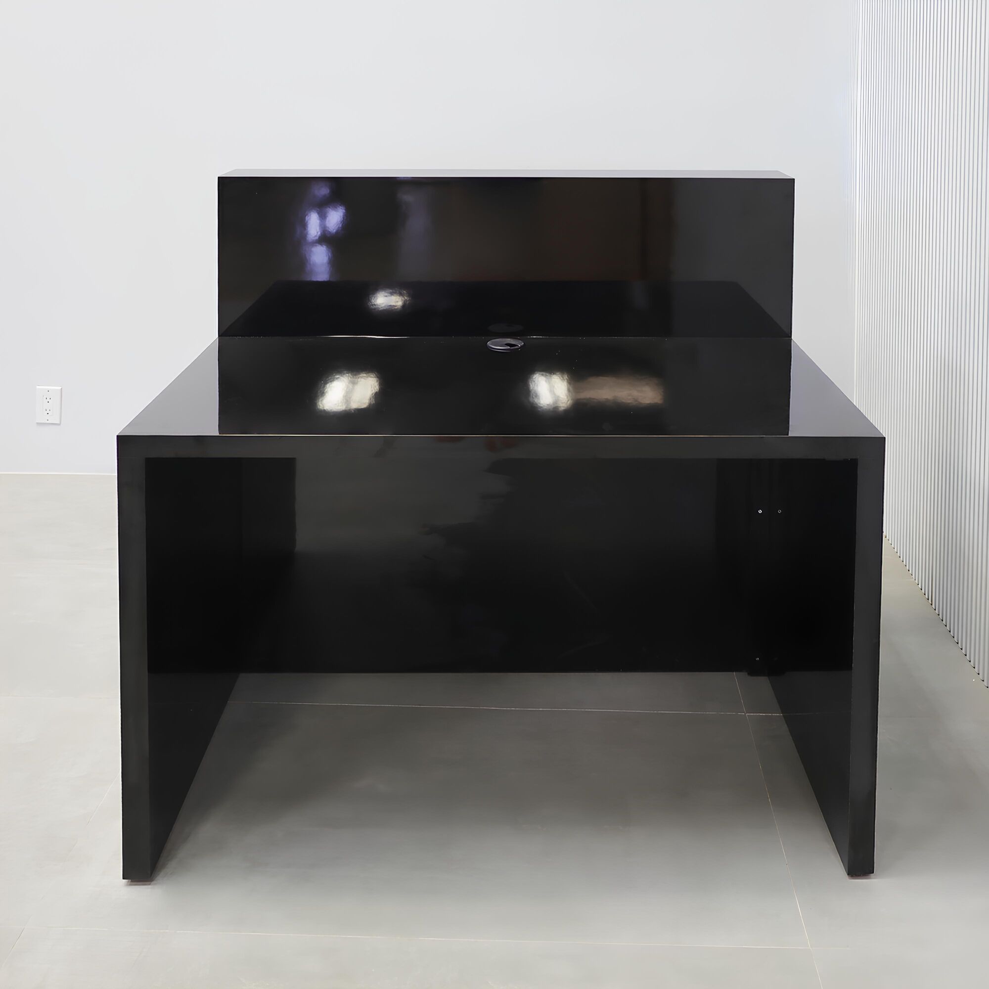 48-inch Dallas Straight Reception Desk with black gloss laminate front & workspace, and gold aluminum toe-kick.