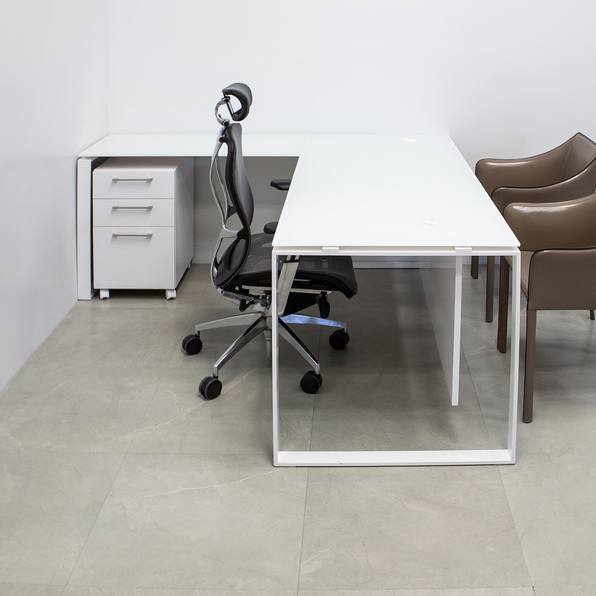 72-inch Aspen L-Shape Executive Desk with 1/2-inch white tempered glass top, white gloss laminate privacy panel, and white metal legs.