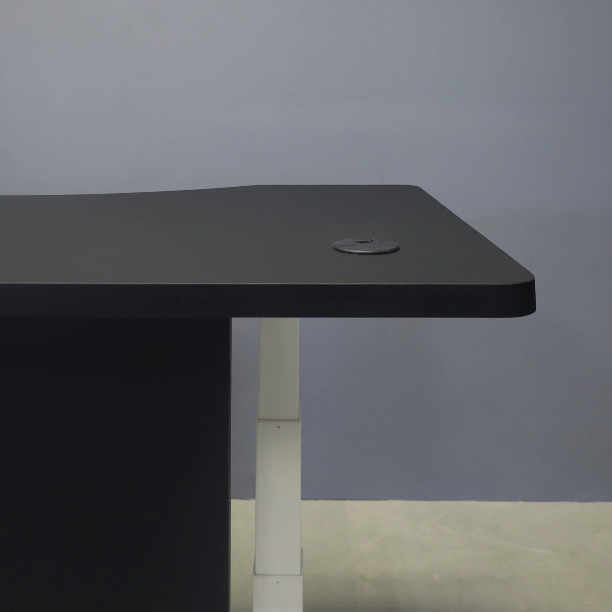 aXis Sit-stand Executive Desk with Laminate Top