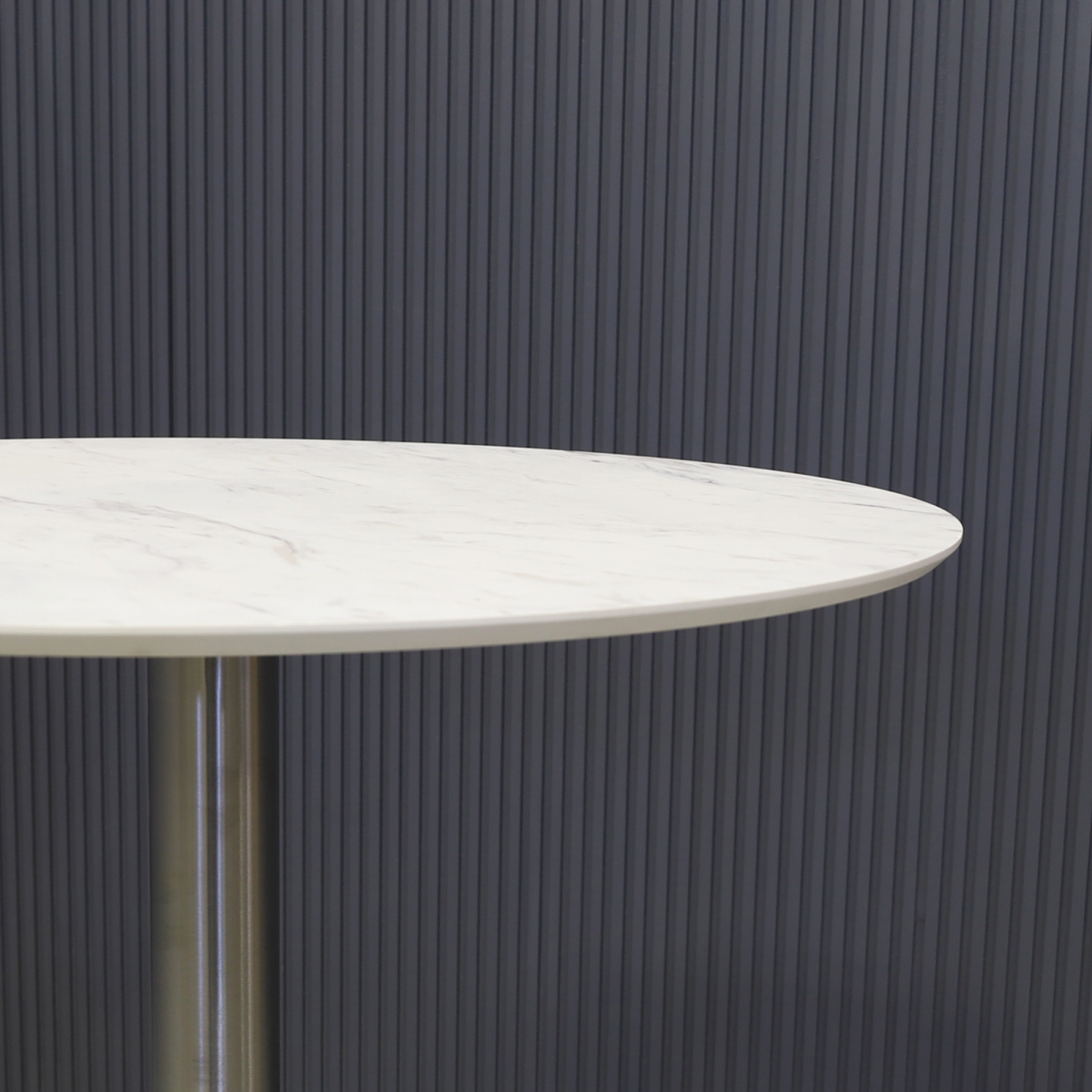California Round Engineered Stone Bar Table