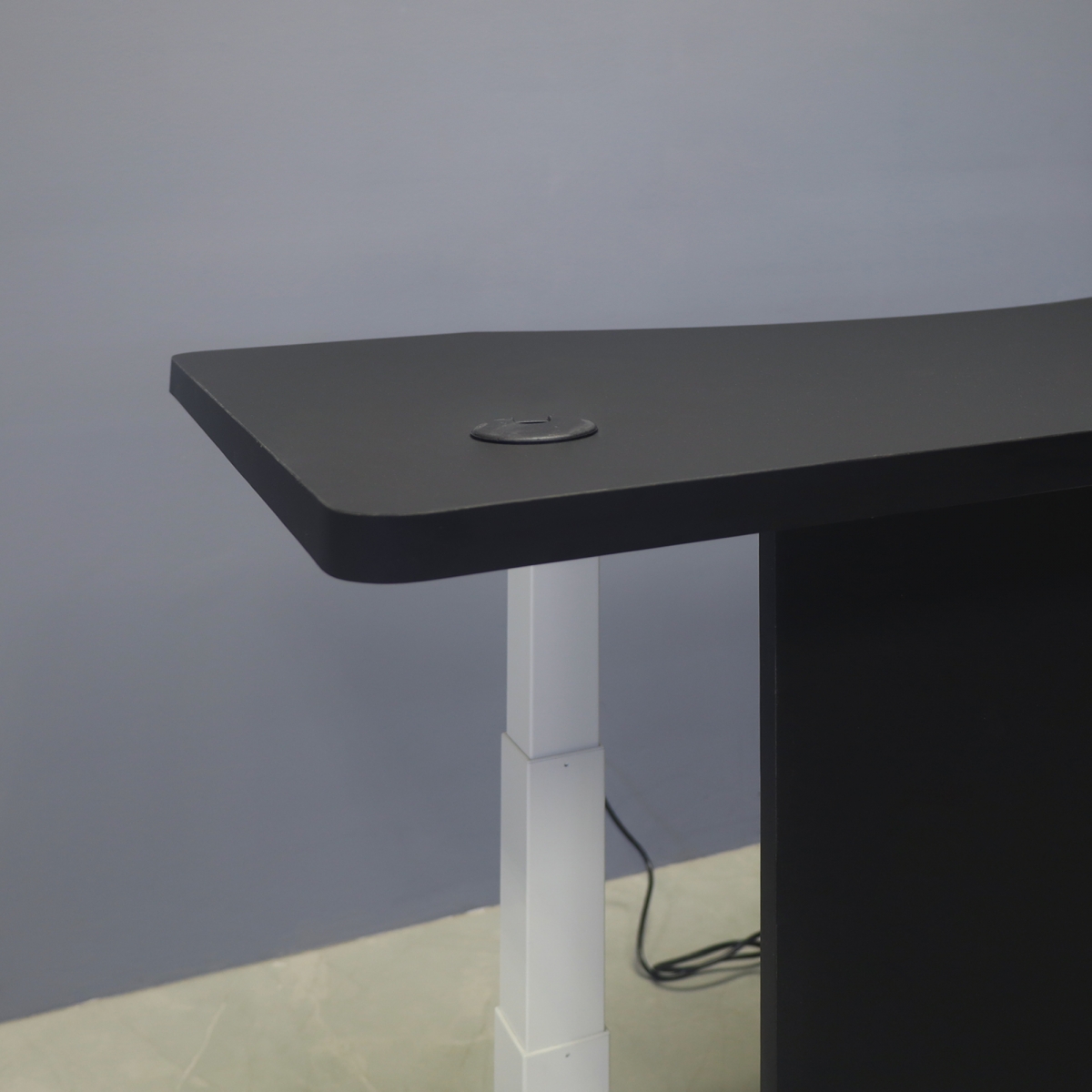 aXis Sit-stand Executive Desk with Laminate Top 